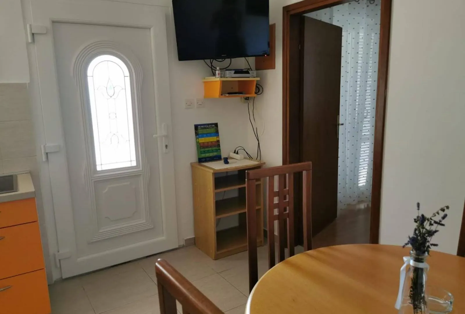 Apartments And Rooms נייביצה